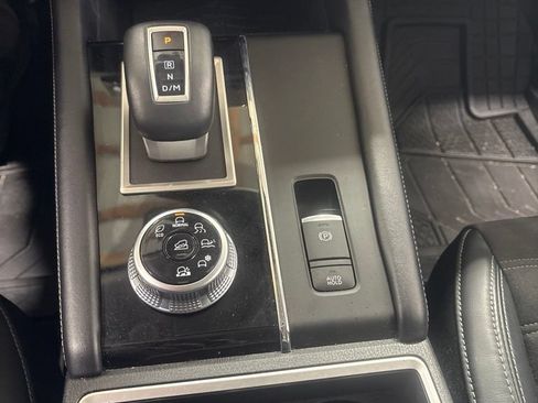 Used 2022 Mitsubishi Outlander SE AWD/4WD image 30