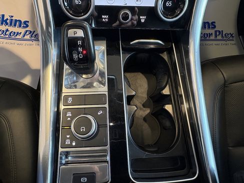 Used 2020 Land Rover Range Rover Sport HSE AWD/4WD image 19