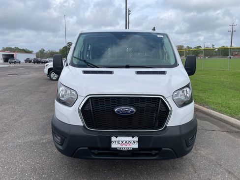 Used 2024 Ford Transit 250 Low Roof w/ Exterior Upgrade Package image 3