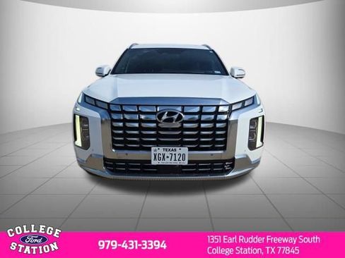 Used 2023 Hyundai Palisade Calligraphy w/ Cargo Package FWD image 2