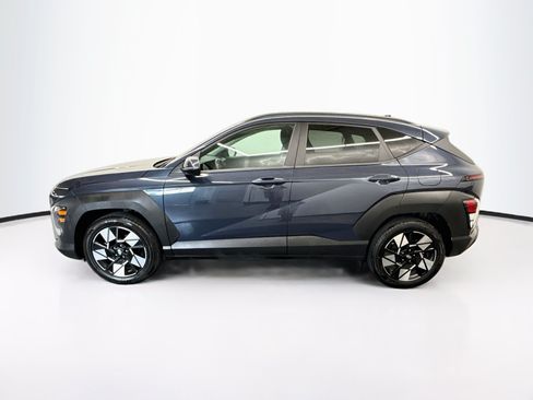 Used 2025 Hyundai Kona SEL FWD image 4