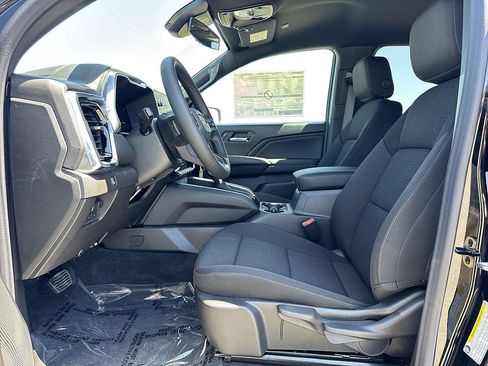 New 2026 GMC Canyon Elevation RWD image 19