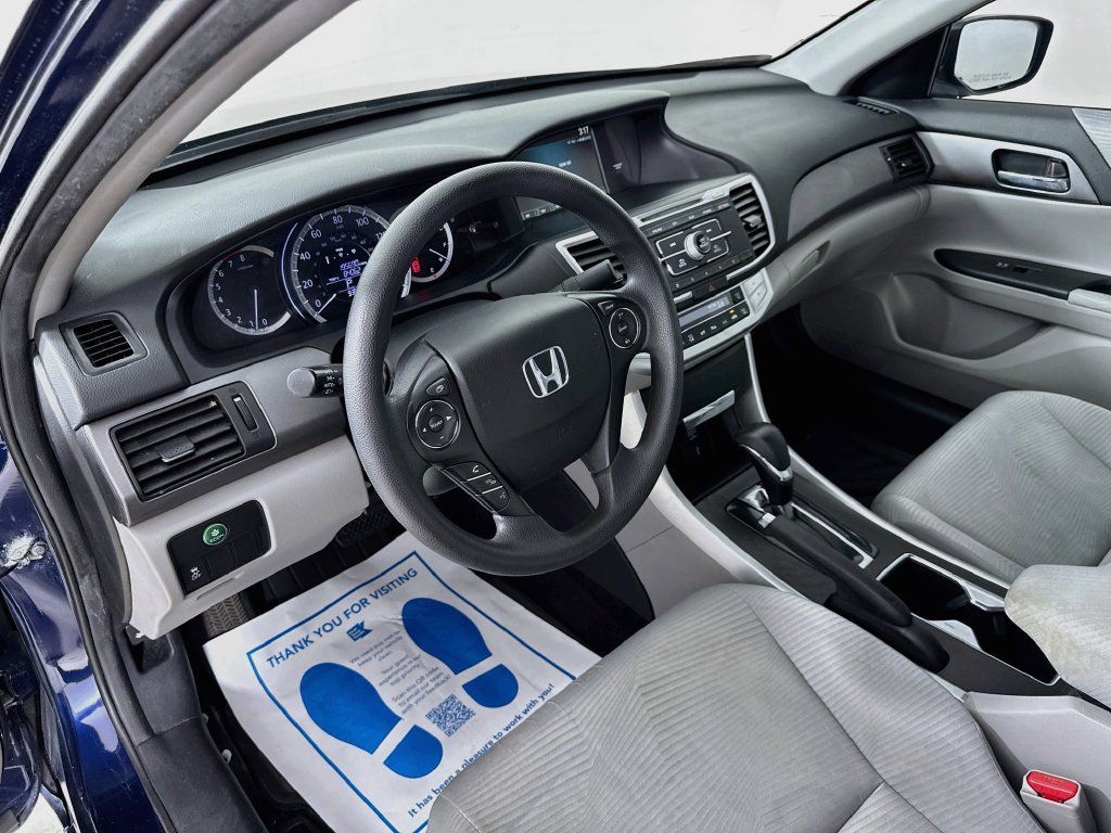 Used 2015 Honda Accord LX image 10
