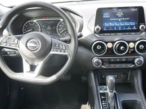 Used 2024 Nissan Sentra SV FWD image 25