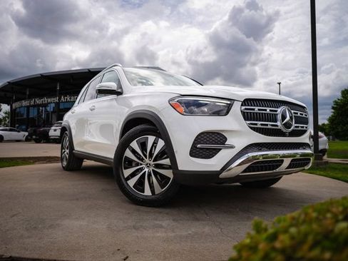 Certified 2025 Mercedes-Benz GLE 350 4MATIC image 2