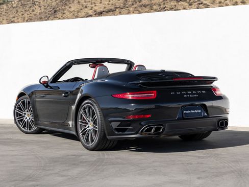 Certified 2015 Porsche 911 Turbo image 3