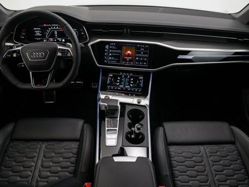 Used 2024 Audi RS 6 performance image 17