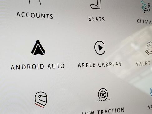 New 2026 Jaguar F-PACE R-Dynamic S image 25