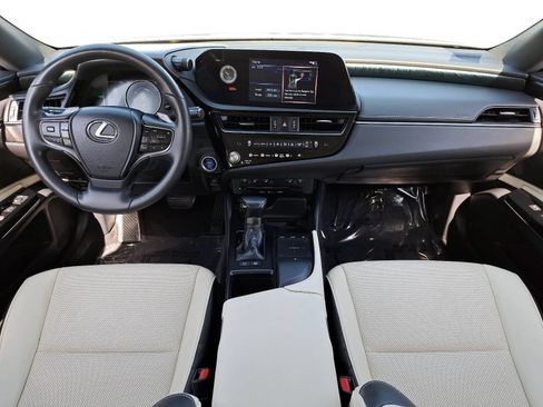 Used 2022 Lexus ES 300h w/ Premium Package FWD image 9