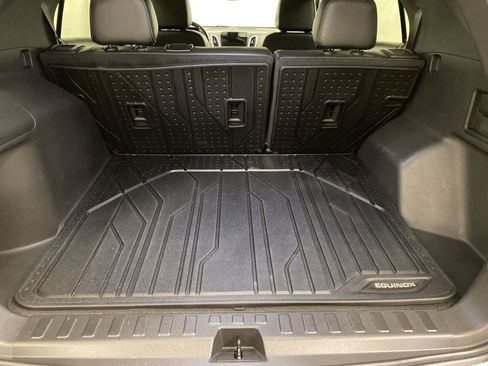 Used 2023 Chevrolet Equinox Premier AWD/4WD image 8