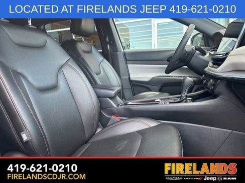 Used 2024 Jeep Compass Limited image 15