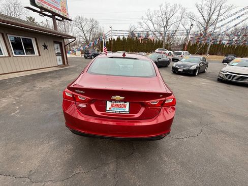 Used 2017 Chevrolet Malibu LT w/ Leather Package image 2