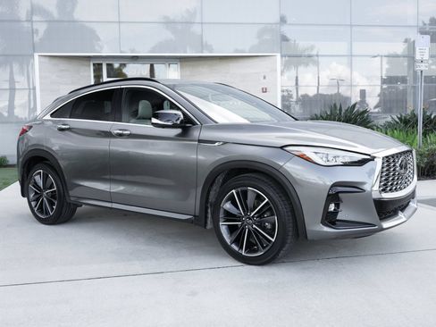 Used 2023 INFINITI QX55 Sensory w/ Lighting Package AWD/4WD image 4