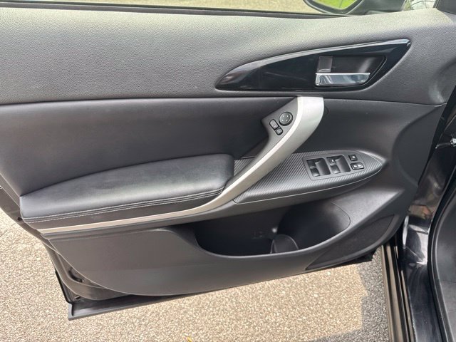 Used 2022 Mitsubishi Eclipse Cross SE FWD image 14