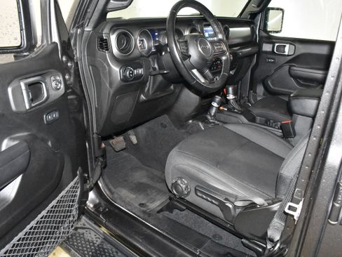 Used 2022 Jeep Gladiator Sport AWD/4WD image 11