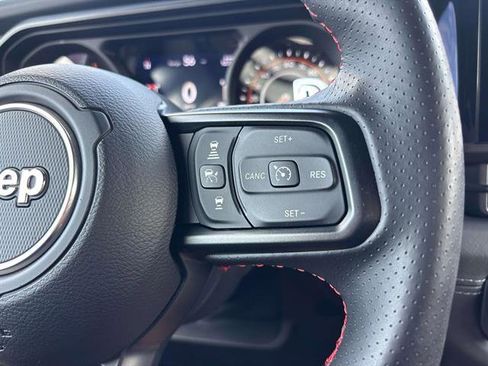 Certified 2024 Jeep Wrangler Unlimited Rubicon 392 image 32