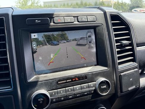 Used 2018 Ford Expedition Limited w/ Equipment Group 302A RWD image 24