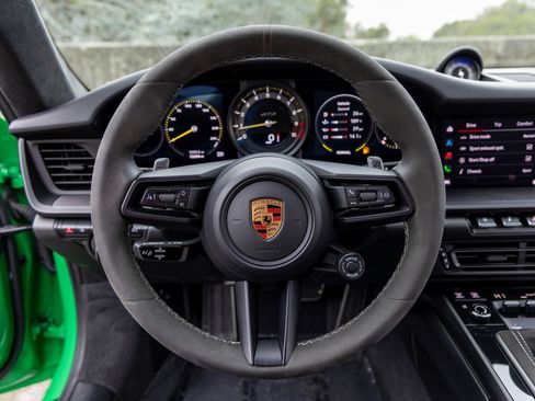 Certified 2022 Porsche 911 GT3 image 33