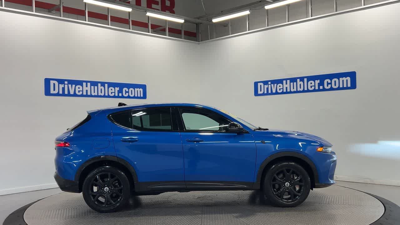 Used 2024 Dodge Hornet R/T w/ R/T Blacktop Package AWD/4WD image 2