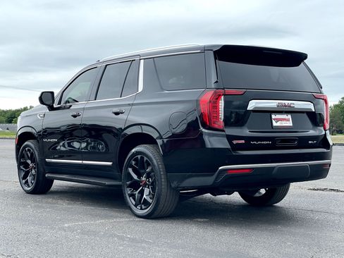 Used 2022 GMC Yukon SLT AWD/4WD image 5