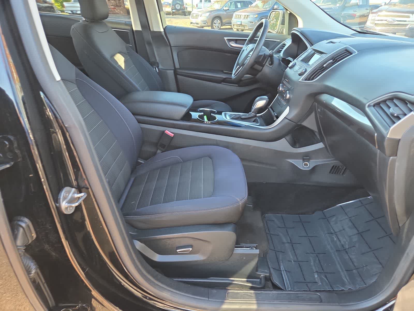 Used 2018 Ford Edge SEL AWD/4WD image 22