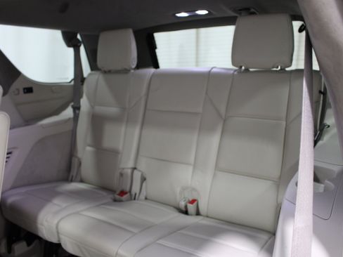 Used 2023 Cadillac Escalade Sport Platinum AWD/4WD image 25