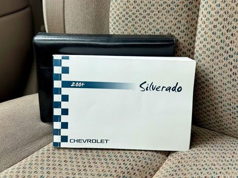 Used 2004 Chevrolet Silverado 1500 LS w/ Light Duty Power Package image 27