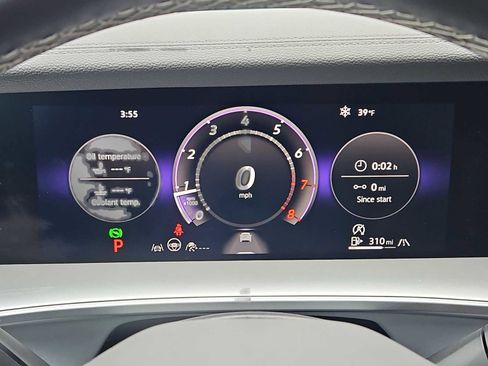 Used 2025 Volkswagen Tiguan SE AWD/4WD image 19