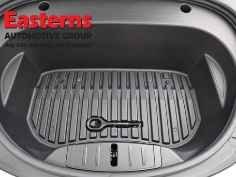 Used 2022 Tesla Model 3 Standard Range image 7