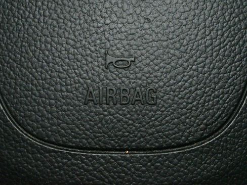 Used 2021 Chevrolet Trax LS w/ Tint and Cruise Package image 32