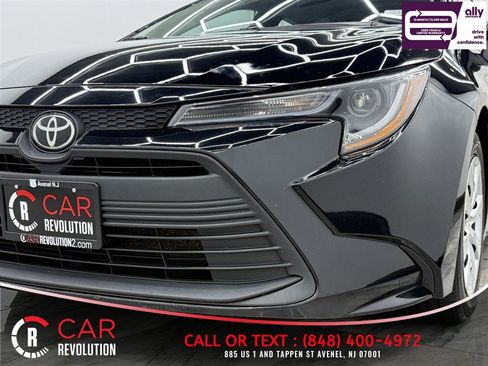 Used 2023 Toyota Corolla LE FWD image 44