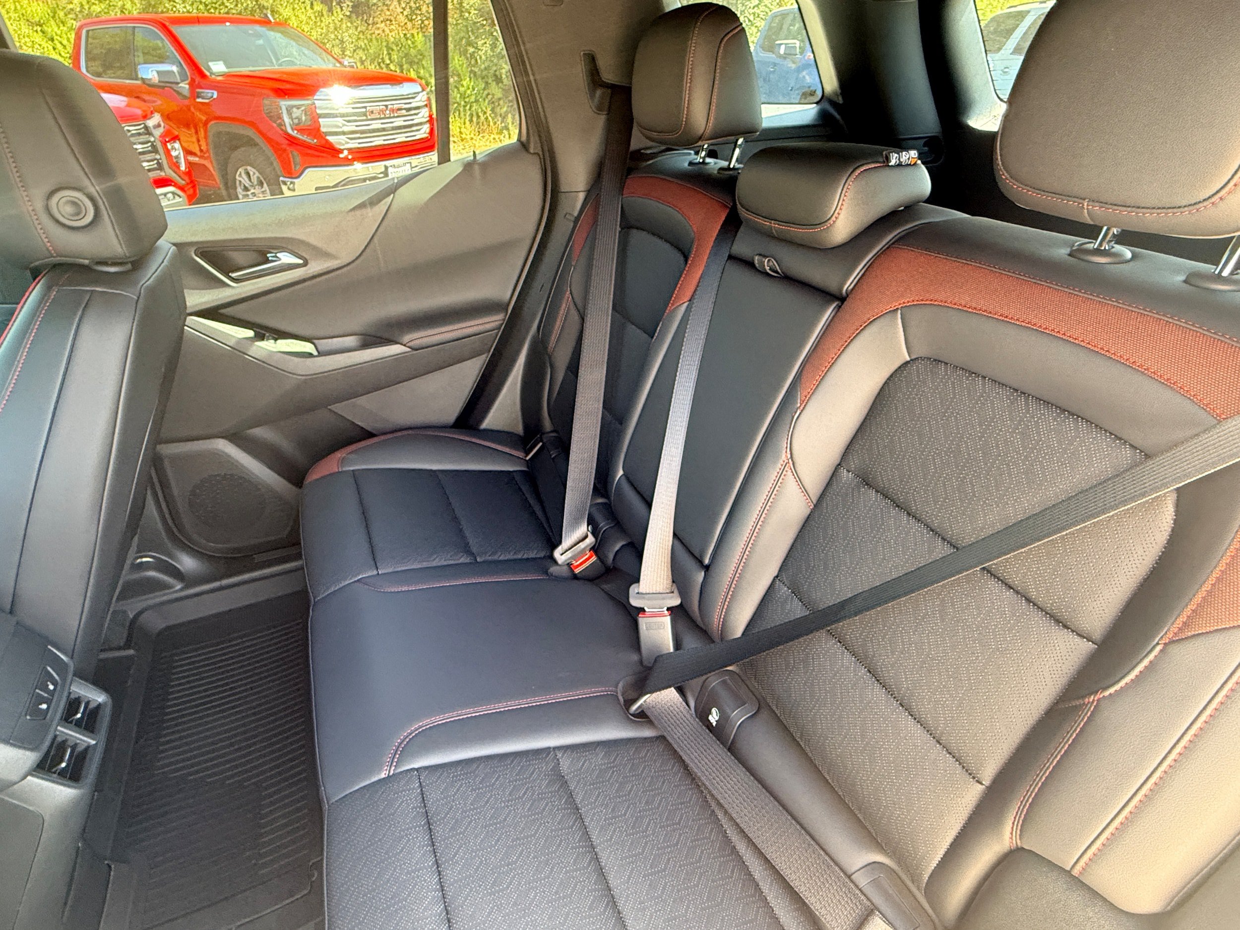 New 2027 Chevrolet Equinox RS w/ Convenience Package III AWD/4WD image 27