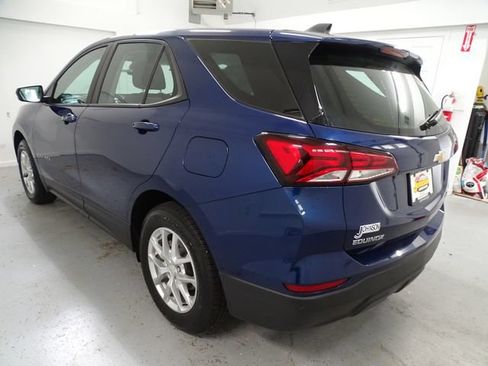 Certified 2022 Chevrolet Equinox LS AWD/4WD image 18