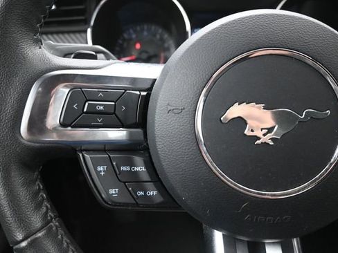 Used 2017 Ford Mustang Convertible RWD image 24
