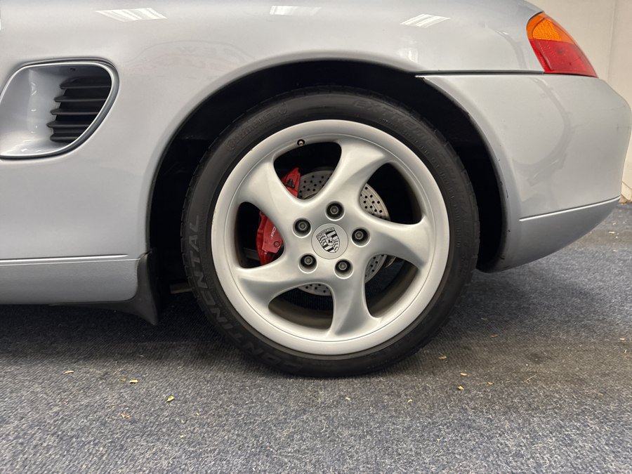 Used 2001 Porsche Boxster S RWD image 26