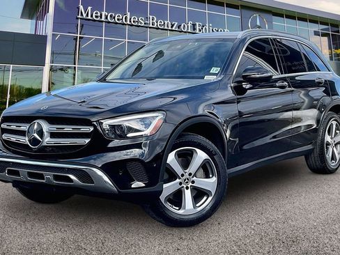 Certified 2022 Mercedes-Benz GLC 300 4MATIC image 9