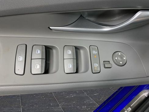 New 2025 Hyundai Elantra SEL image 27