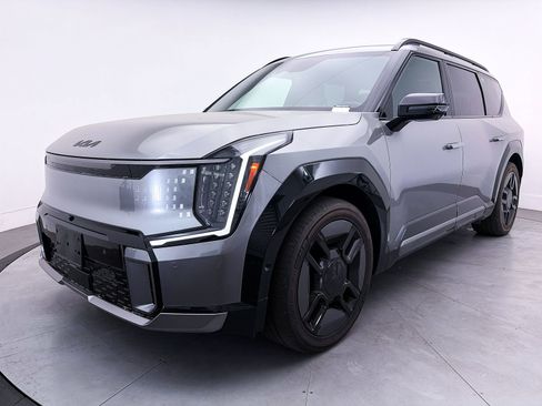 Used 2024 Kia EV9 GT-Line image 15