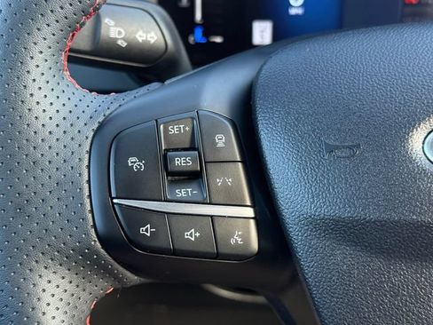 Used 2023 Ford Escape ST-Line w/ Tech Pack #1 AWD/4WD image 21