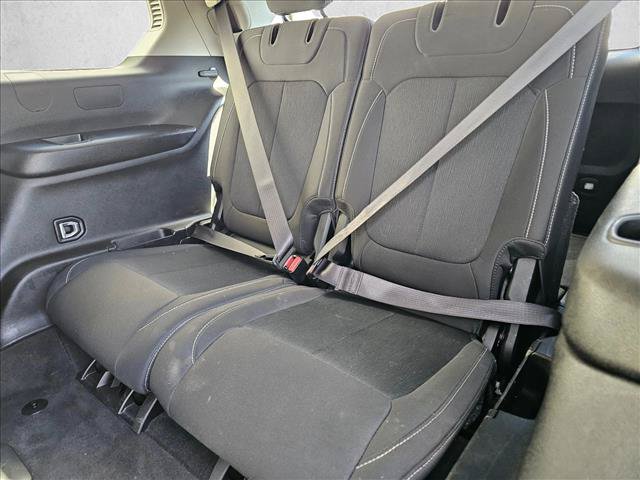 Used 2023 Jeep Grand Cherokee L Laredo AWD/4WD image 20