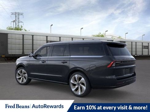 New 2026 Lincoln Navigator L Black Label AWD/4WD image 4