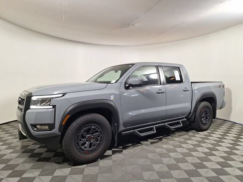 Used 2025 Nissan Frontier Pro-X RWD image 1