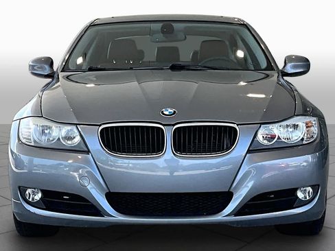 Used 2010 BMW 328i Sedan RWD image 3