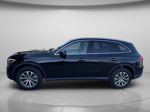 Certified 2023 Mercedes-Benz GLC 300 image 2