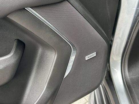 Certified 2024 GMC Yukon XL SLT w/ SLT Luxury Package image 21