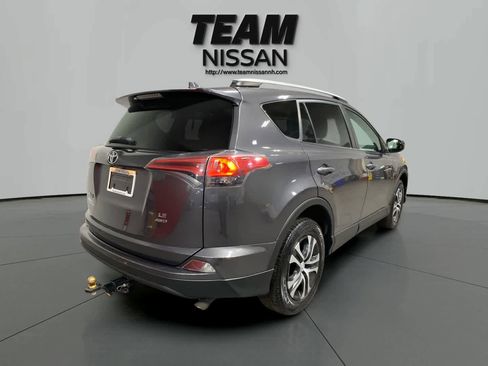 Used 2016 Toyota RAV4 LE image 7