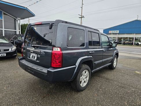 Used 2007 Jeep Commander Sport image 7