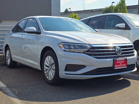 Used 2019 Volkswagen Jetta S w/ Driver Assistance Package FWD image 3