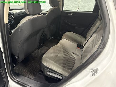 Used 2020 Ford Escape SE Sport image 9