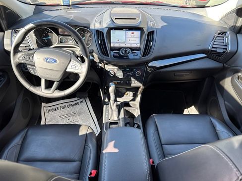 Used 2018 Ford Escape Titanium w/ Ford Safe & Smart Package AWD/4WD image 18